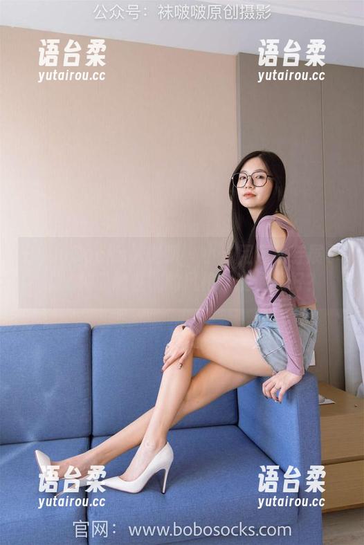 BoBoSocks袜啵啵 - 小沫用运动鞋展示了一种“随性”的风格，随便就好？