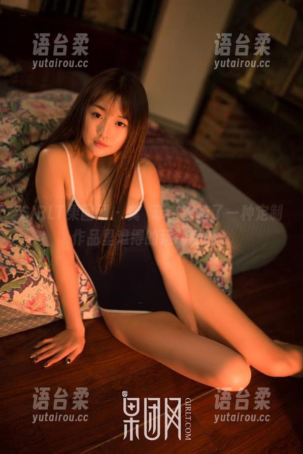 GIRLT果团网-龚玥菲 GIRLT果团网 - 龚玥菲,塑造了一种定制作品里难得的运动质感。