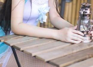 GIRLT果团网 – 龚玥菲的夏日写真，最新一季‘晒全身’行动开始！