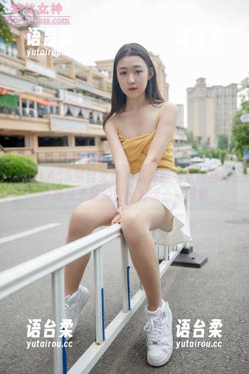 MSLASS梦丝女神 - 苏沐的笔直细腿：一场关于腿的安静对话——图集