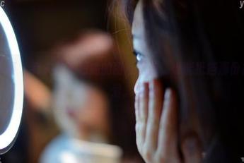 PANS写真 – 有关可儿和她的甜心图库，谁能抵挡那份扭捏的可爱。
