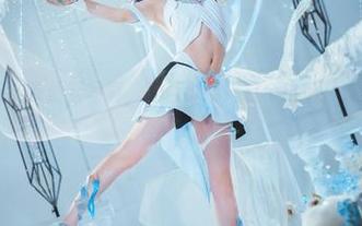 Seele麦麦女友最新写真，是否该给她打个电话，请她帮我约会？