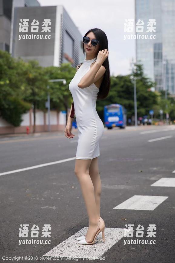 Xiuren秀人网-KOKO可可 Xiuren秀人网 - KOKO可可的长腿,图库里随便一找,下载成就感一路飙升。