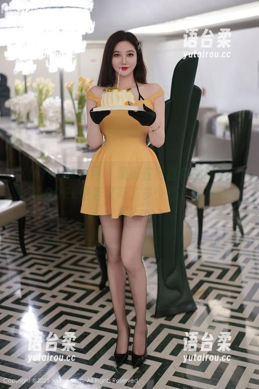 Xiuren秀人网 - 美脚在网盘中的折射——MODEL伊若又花了多少钱才拍出这一切？