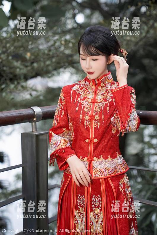 Xiuren秀人网-夏雪爱 Xiuren秀人网 - 学姐?还是女神!夏雪爱最新图集立马让你分不清楚方向了。