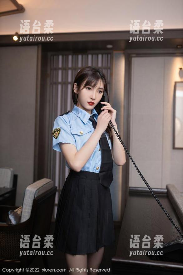 Xiuren秀人网-白露小猪 Xiuren秀人网 - 资源攻略:白露小猪的妹妹是如何成为网红的?惊呆我的小眼睛!