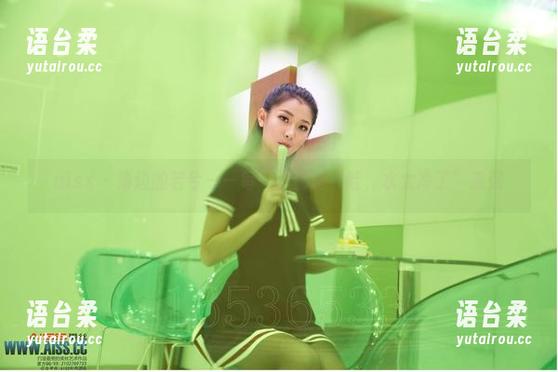 aiss - 海边的若兮——每一张都是“哇，水太冷了”系列