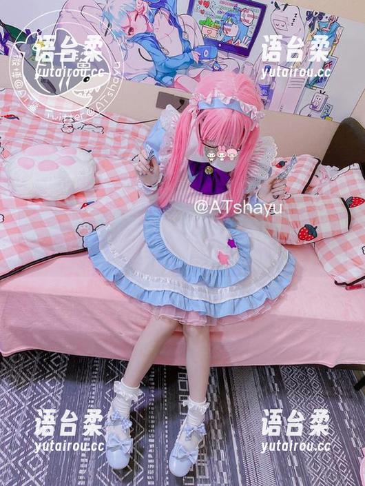 at鲨鱼的睡衣写真：透着不经意的、纯粹的美