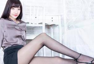 beautyleg – 套图更新！Jill在泳装中的演绎，发现水里的人生浮潜新境界！