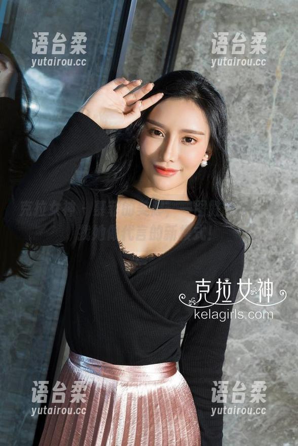 克拉女神-慕菲 克拉女神 - 慕菲的美脚,一图胜千言,想找她做代言的新模式!