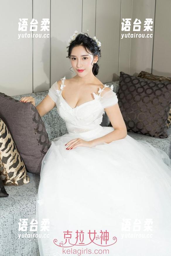 克拉女神 - 江琴泳装图库渐进式分享：可能会刺痛某些人的眼！