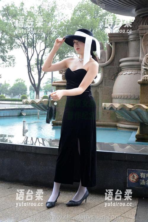 初夏女神 - 依依的邻家女孩写真，或许可以放到网盘里、留作纪念吧，哈哈。