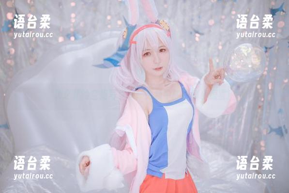 北之北的空姐写真集：更新中的隐藏小惊喜！