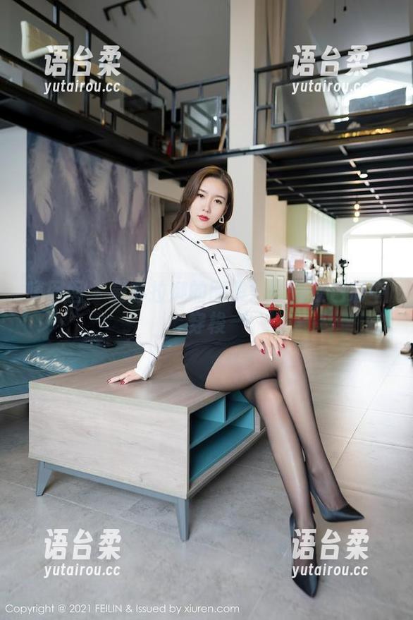 嗲囡囡 - 曼苏拉娜的图集：剧情在色彩中穿梭