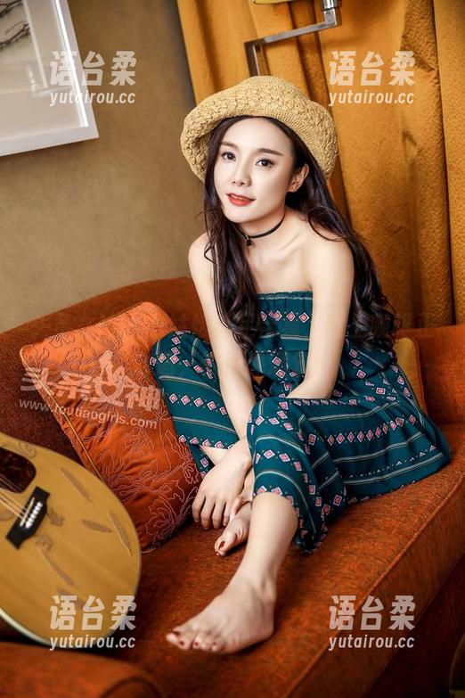 头条女神 - 七姑娘美足合集，配上咖啡正合适，愉悦感满分！