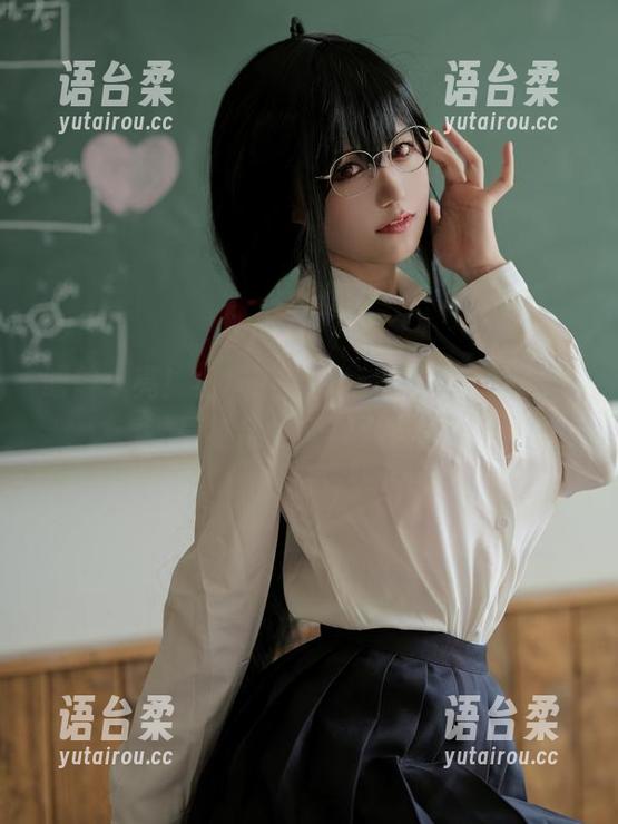 眼前一亮！小仓千代w修女写真，图库里最有趣的反叛形象。