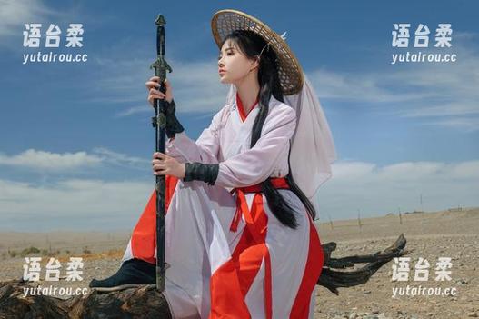 年年Nnian的和服cos，图册里千姿百态，谁说只有江湖套路！