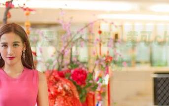 推女神 – 自由漂浮的白裙，黄可christine在风中舞动