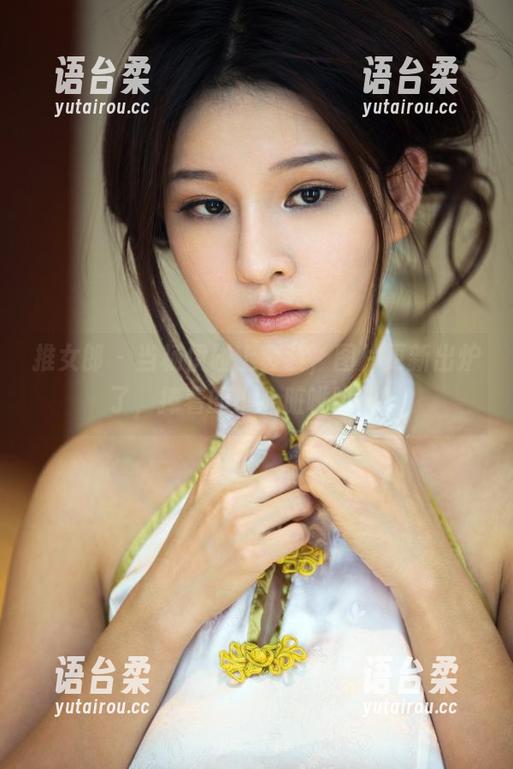 推女郎-杨伊 推女郎 - 当杨伊碰上套装,图片更新出炉了,捧着的小心脏呲呲叫!