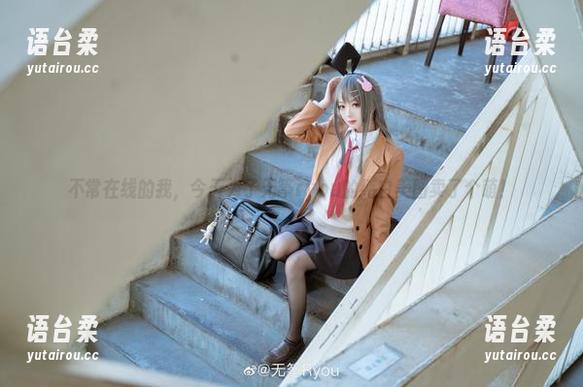 不常在线的我，今天为了无筝ryou的纯白美图卖了个萌！