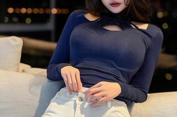 星颜社 – 潘思沁的全套瑜伽写真，好像我也想试着摆个姿势？但我更想躺着。