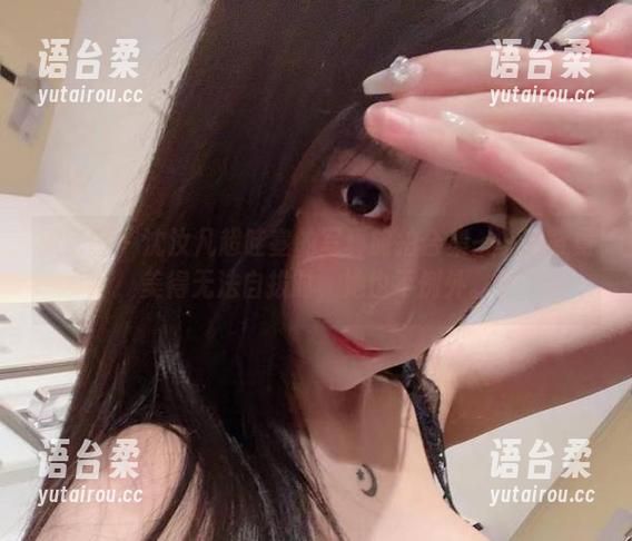 微密圈 - 沈汝凡超哇塞的写真旅拍合集——当背景美得无法自拔时，她也不例外。