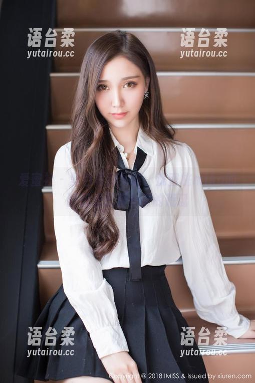 爱蜜社 - 黑色写真如谜，沈蜜桃miko的图册里藏着些微的荒诞