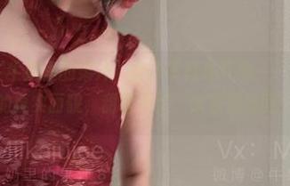 微密圈 – “牛奶里的果汁”女仆写真集下载——她在厨房里的真实面貌，甜而不腻，大家想看吗？