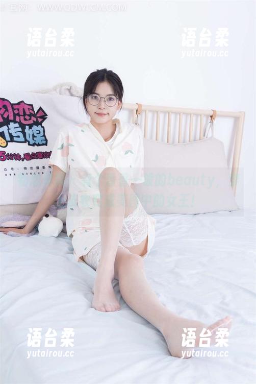 物恋传媒-香香 物恋传媒 - 有个香香一般的beauty,穿上皮衣变成美图中的女王!