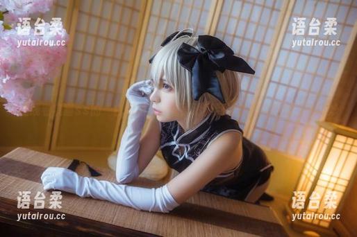 在线看疯猫ss的“白旗袍”，画面清晰到让我想揉眼睛，真巧妙。