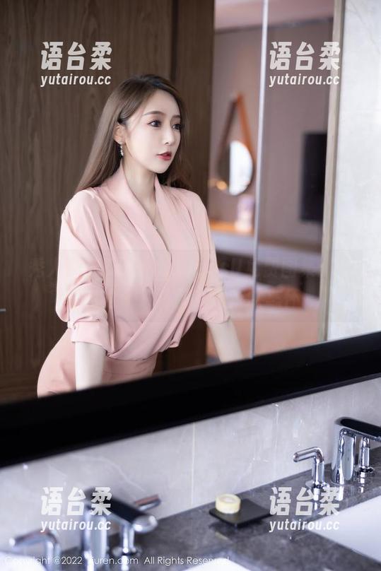秀人网 - CherryBlessU免费图集：女神的每一面都让我难以忘怀