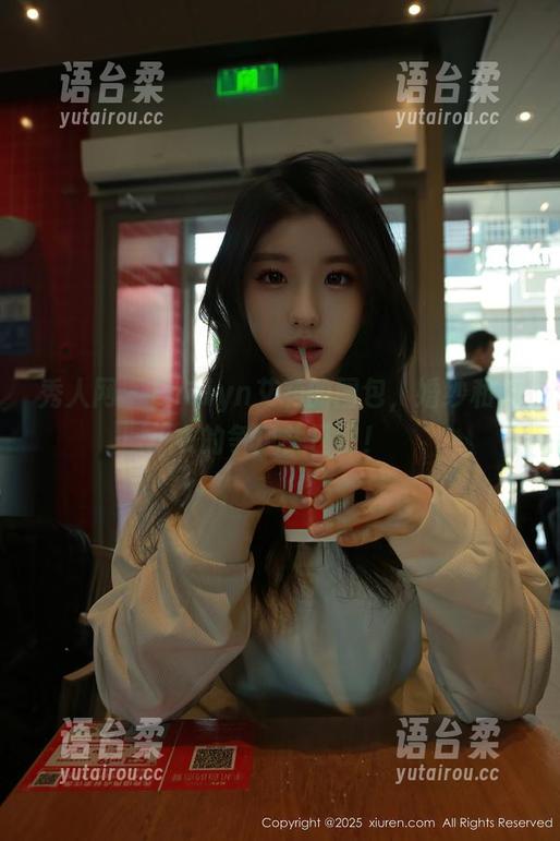 秀人网 - Evelyn艾莉的图包，婚纱和内衣的争风头日记！