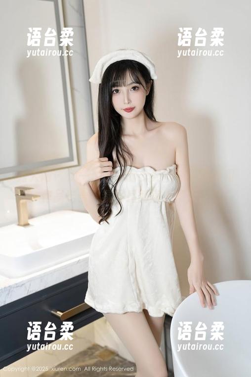 秀人网 - 伊一Moon的少女韵味，原图和作品结合，氛围感简直上了天。