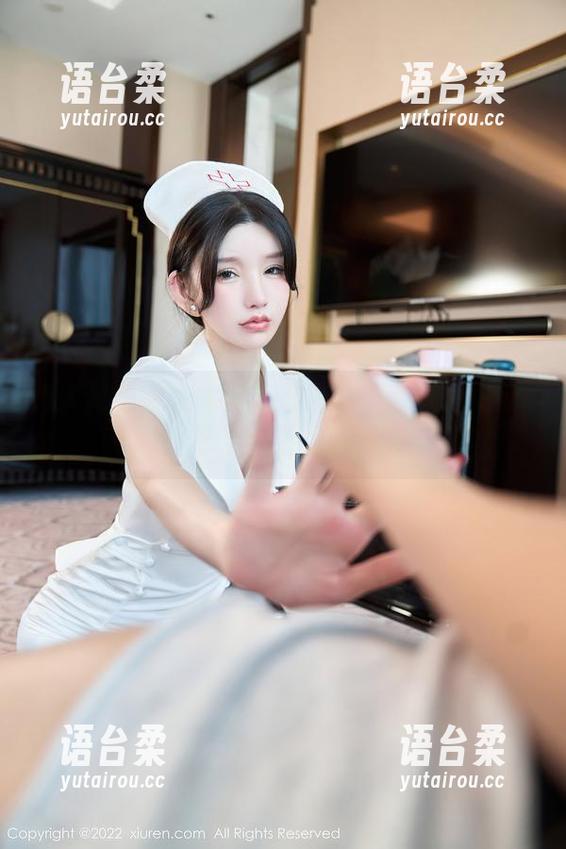 秀人网 - 免费奉上！夏可馨amii的体操服合集，想不点开都难