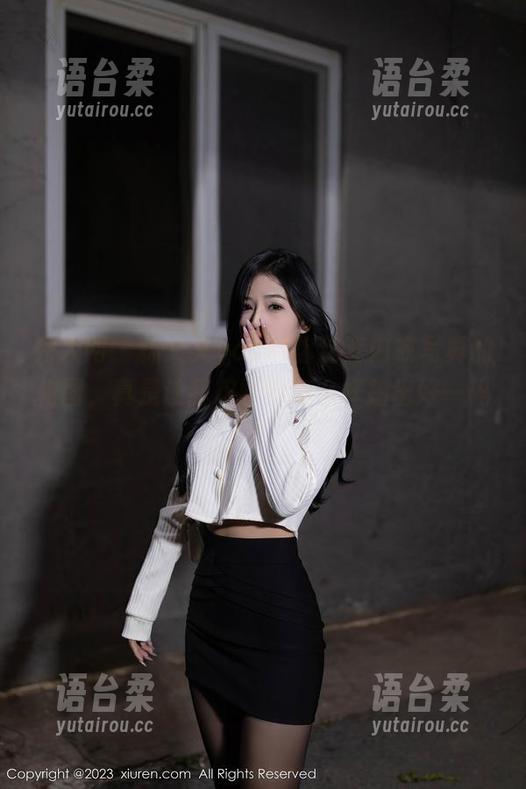 秀人网 - 林文文yooki你这套内衣写真的构图，真是让我想学学怎么样拍出好一码！