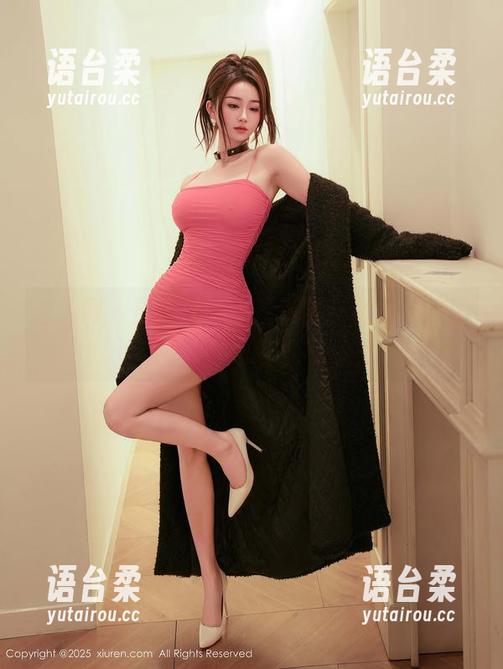 秀人网-蛋蛋宝 秀人网 - 原图卷帧:蛋蛋宝,裸足带来的思考