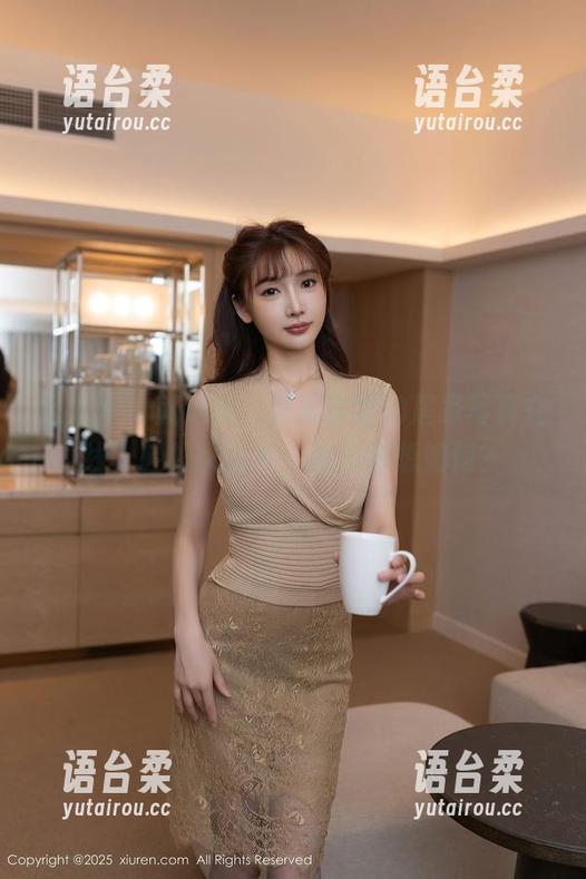 秀人网-龙女宝宝 秀人网 - 就这样,龙女宝宝的居家写真在线,轻松又自在,我们也想如何?