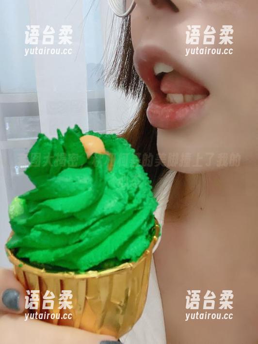 套图大揭密，秋和柯基的美脚撞上了我的心态