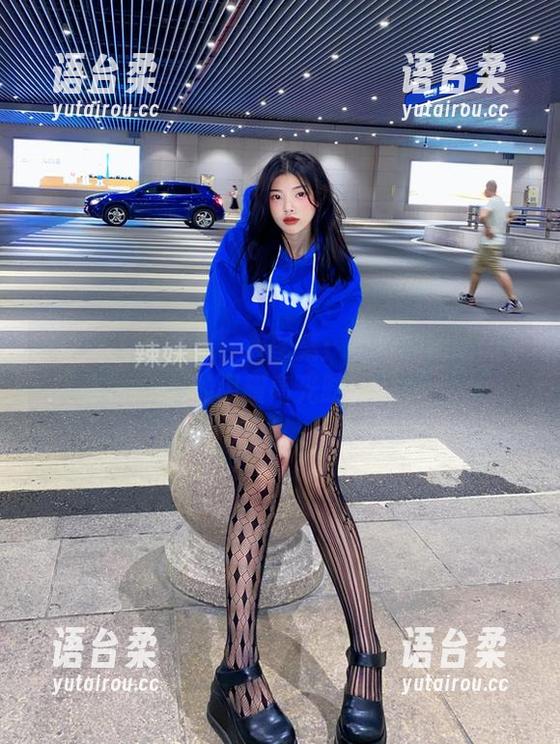 粉色的猪陈佩奇 微密圈 - 无圣光、美图集:粉色的猪陈佩奇的闪耀高光时刻