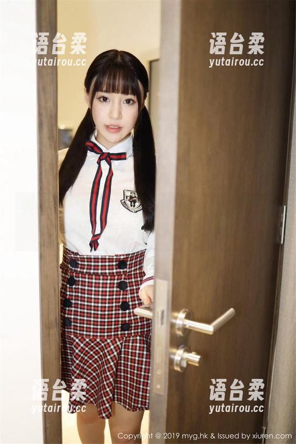 美媛馆-沫晓伊baby 美媛馆 - 最新晒照:沫晓伊baby的少女一瞬,有种轻飘飘的梦幻感