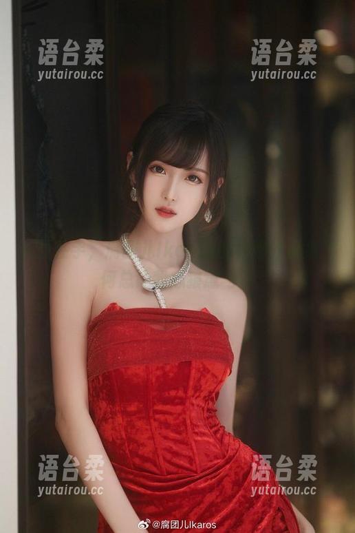资源在手，腐团儿Ikaros的蕾姆作品集为何总让我心猿意马？
