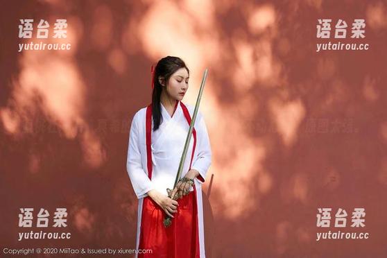 蜜桃社-真希 蜜桃社 - 喂,真希的校服在线打卡,谁能不动心呢,原图太强。