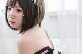青水百合子破T恤，高清摄下之前，我一点都没想过她能如此随性。